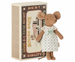 Big Sister Mouse In Matchbox 7 Big Sister Mouse In Matchbox -Home Furnishings Store image 458
