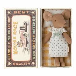 Big Sister Mouse In Matchbox 9 Big Sister Mouse In Matchbox -Home Furnishings Store image 460