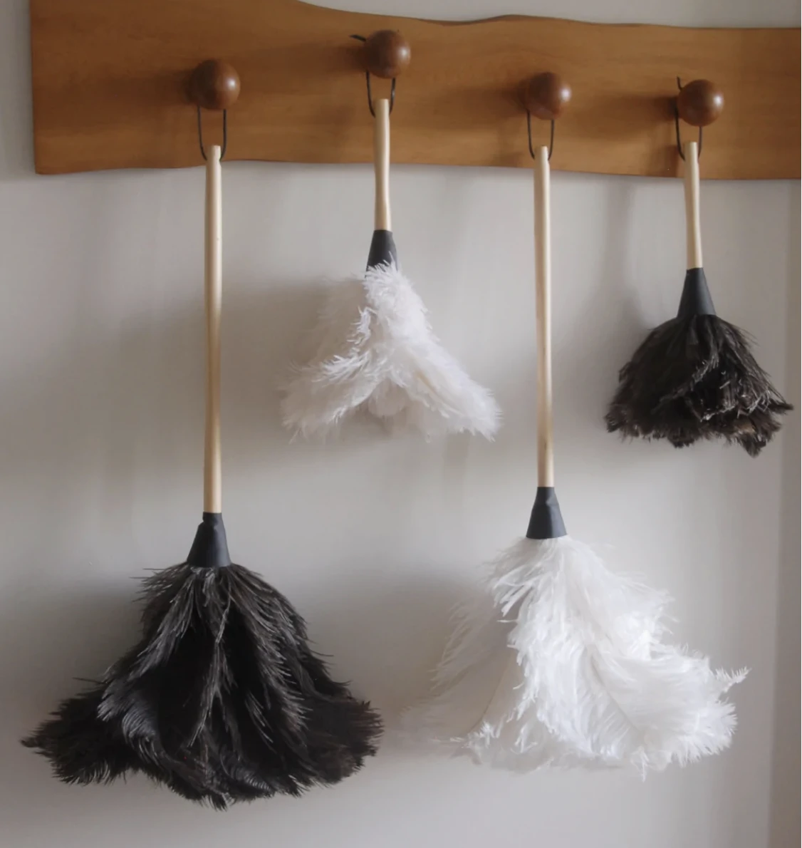 Cream 28in Feather Duster 3 Cream 28in Feather Duster